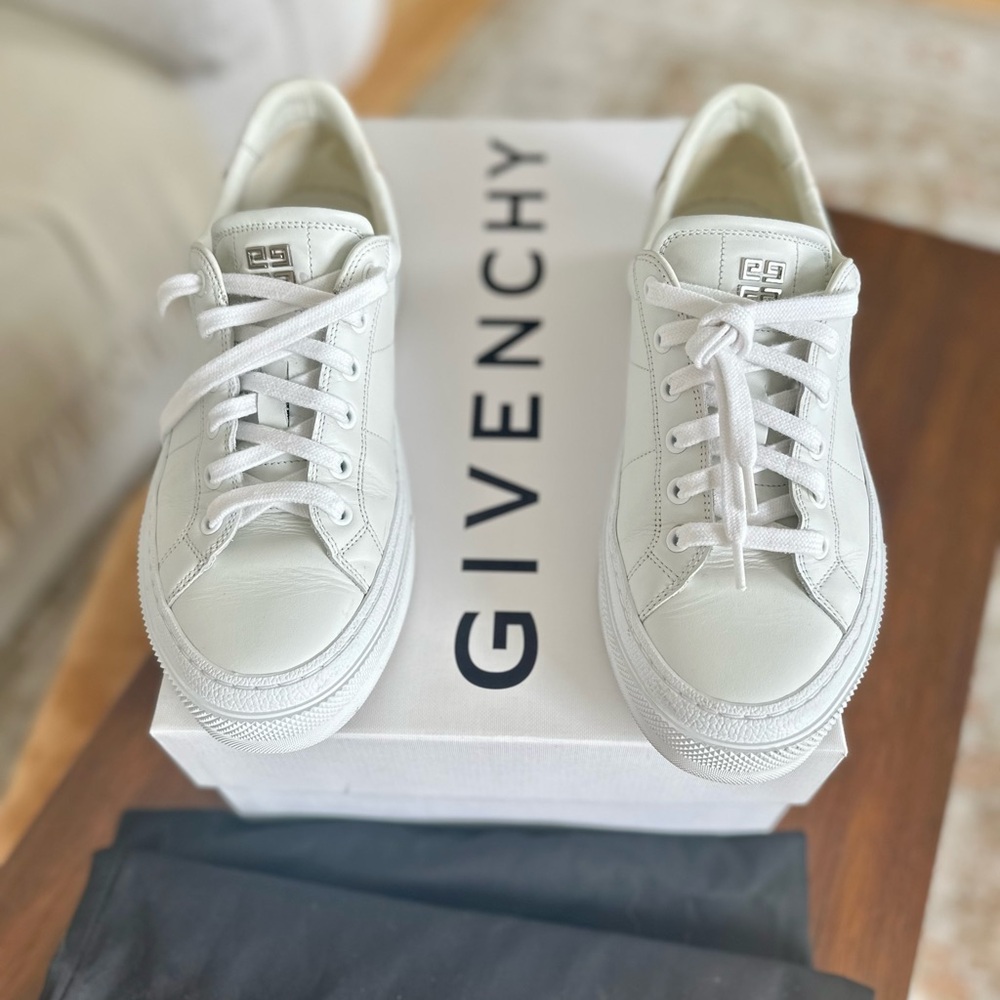 GIVENCHY
City Sport Lace-Up Sneaker